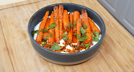 Spicy Crunch Yogurt Carrots